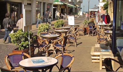 Hôtel Le Neptune Soulac-sur-Mer Exterior foto